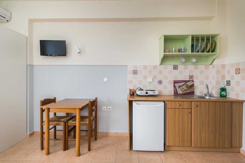 Elaias Gi Residence Mousata Exterior photo